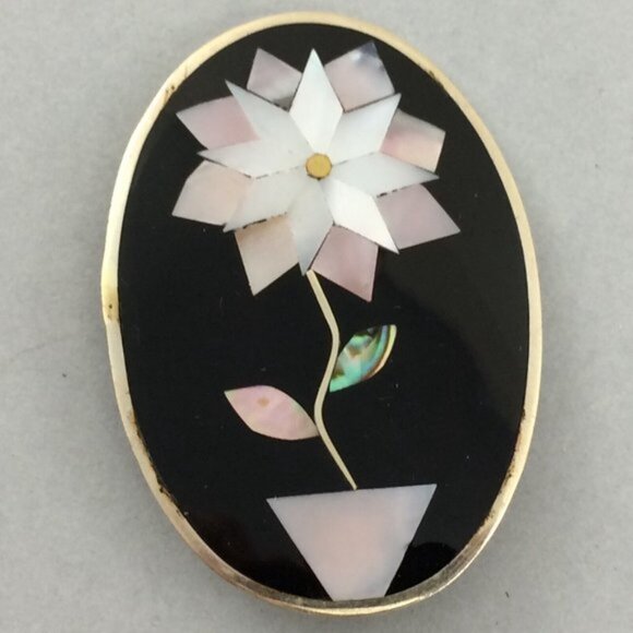 Vintage Oval Abalone Shell Scarf Clip Flower Leaves Silvertone Black Background - Picture 14 of 14